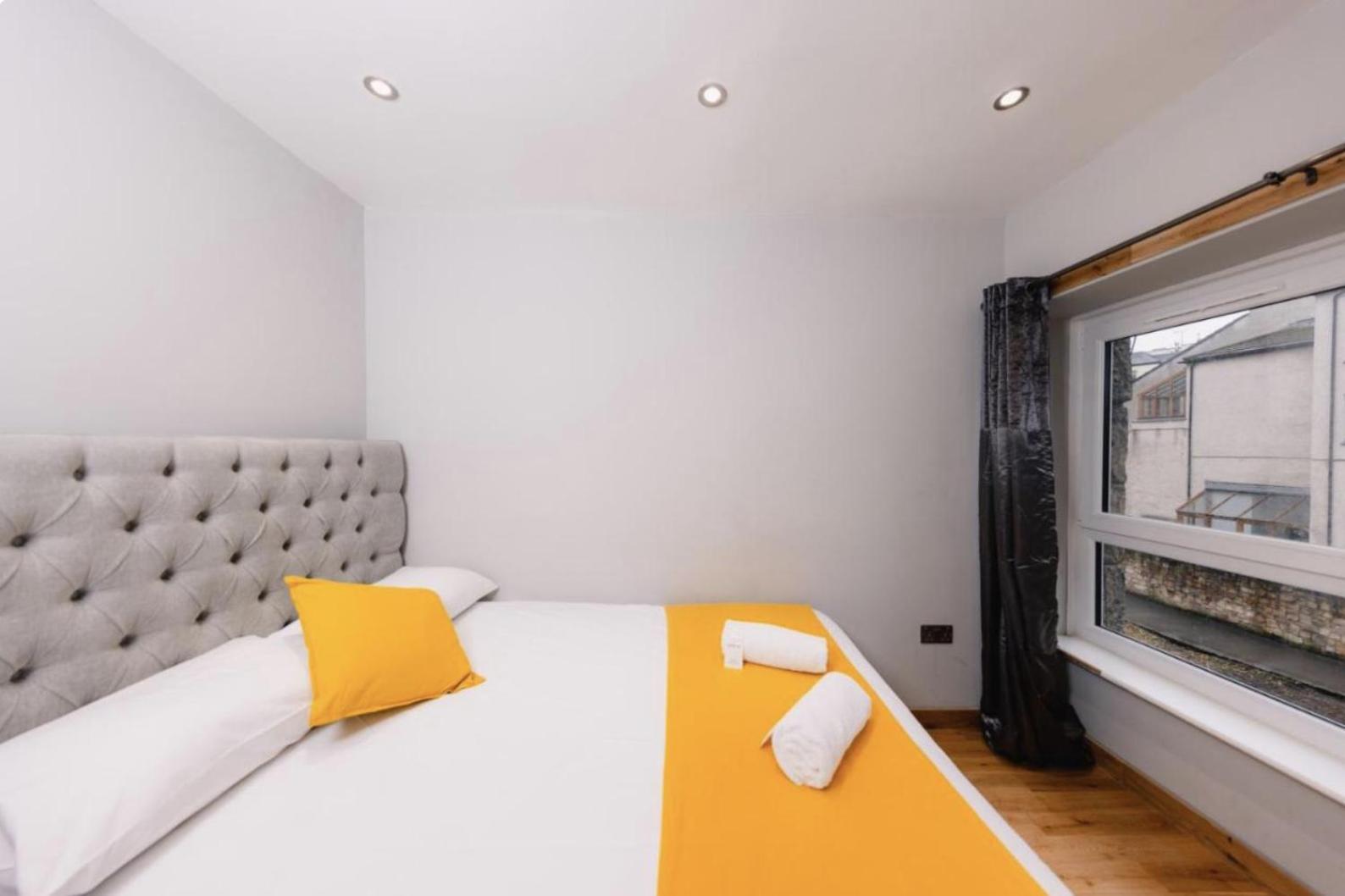 Superb Luxury Apartment By Canal - Central Εδιμβούργο Εξωτερικό φωτογραφία