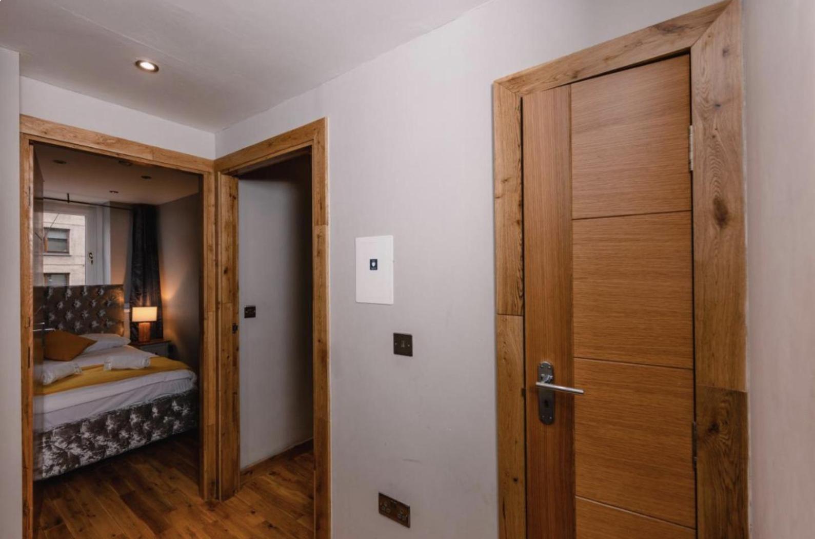 Superb Luxury Apartment By Canal - Central Εδιμβούργο Εξωτερικό φωτογραφία